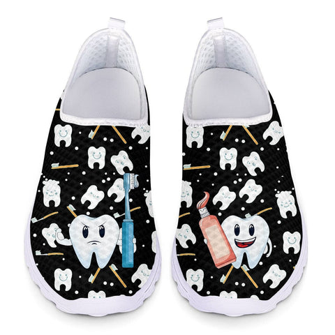 Molar hygiene slip-on shoes