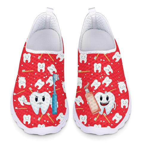 Molar hygiene slip-on shoes