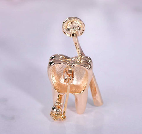 Charming DX Mirror Pin