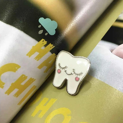 Everywhere Night-Night Tooth Pin