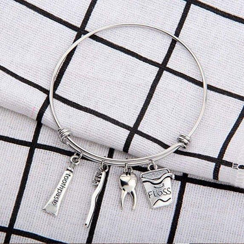 Hot and Chic Prophy Bangle