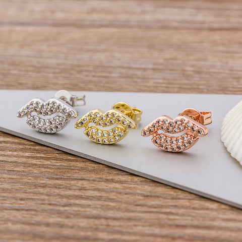 Diamond Embellished Lips Stud Earrings
