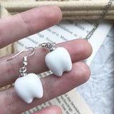 Luxurious Pearly Teeth Necklace
