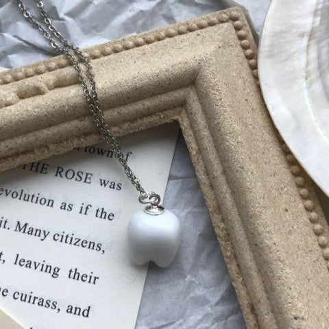 Luxurious Pearly Teeth Necklace
