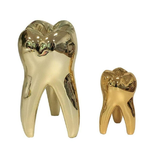 XL Golden Moral Sculpure