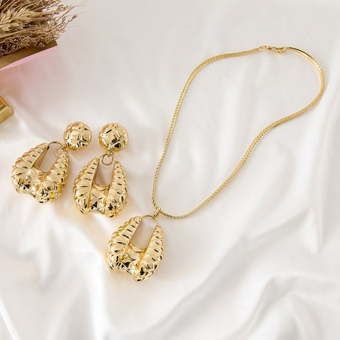 Posh Upper Molar Necklace