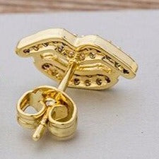 Diamond Embellished Lips Stud Earrings