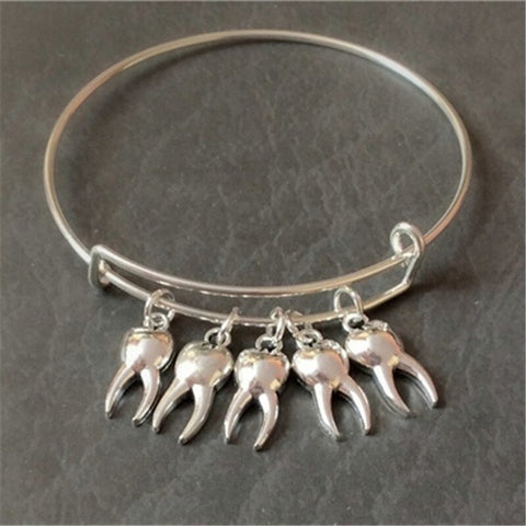Hot and Chic Molar Bangle