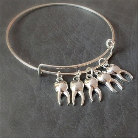 Hot and Chic Molar Bangle