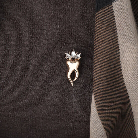 Sparkling Molar Queen Pin